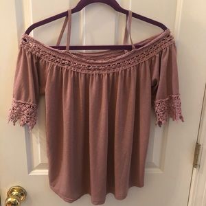 Rue 21 Mauve Lace Off the Shoulder Tee Small